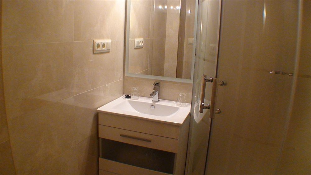 סרגוסה Hostal El Carmen מראה חיצוני תמונה
