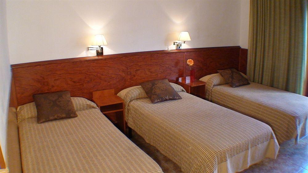 סרגוסה Hostal El Carmen מראה חיצוני תמונה